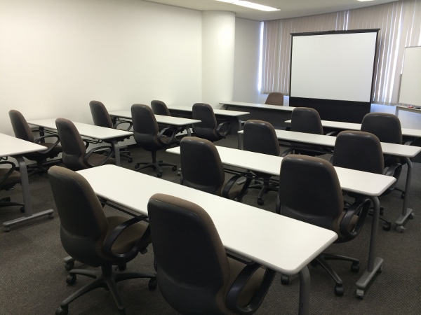 会議室2 (600x450)